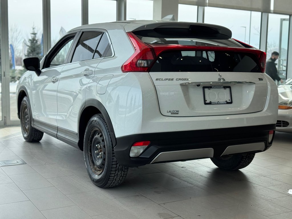 2020 Mitsubishi Eclipse Cross SE in Laval, Quebec - 5 - w1024h768px