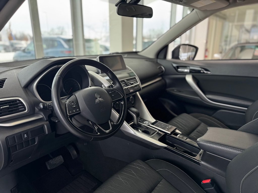 Mitsubishi Eclipse Cross SE 2020 à Laval, Québec - 9 - w1024h768px