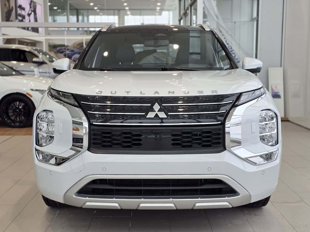 2024 Mitsubishi Outlander GT PREMIUM | CUIR | NAV | CARPLAY | CAM +++ in Laval, Quebec - 3 - w1024h768px