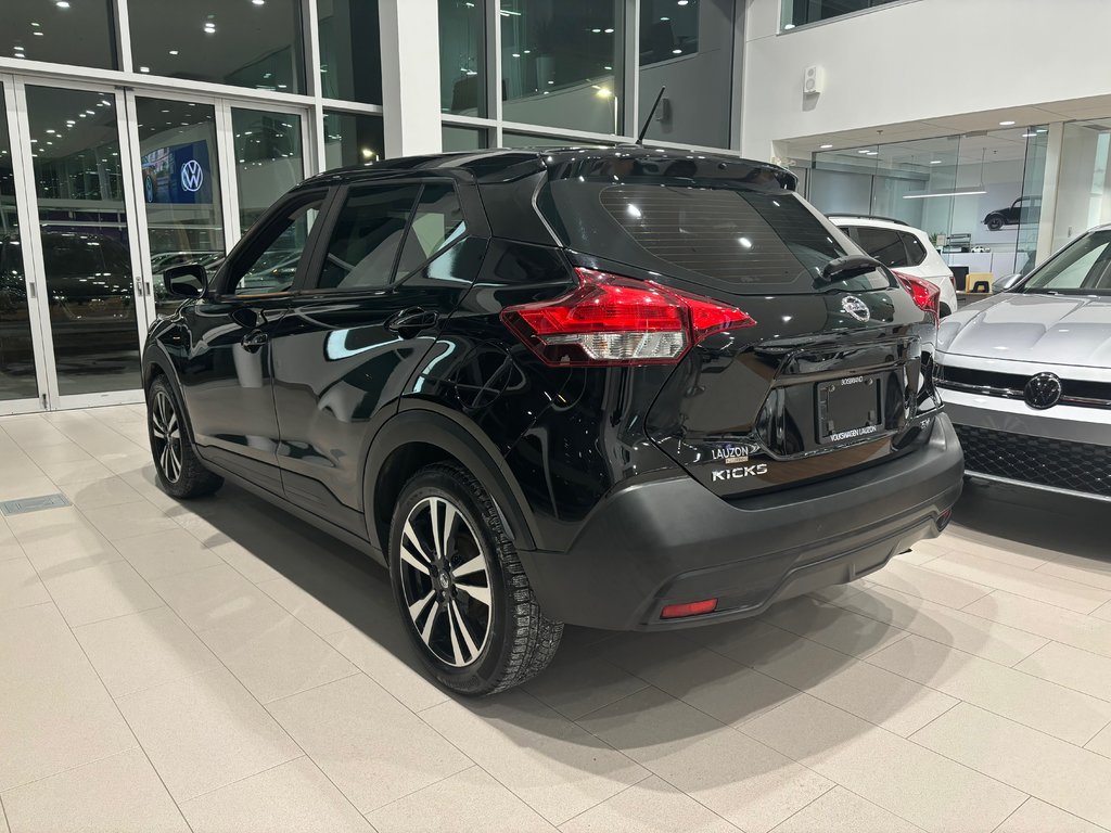 Nissan Kicks SV | CARPLAY | CAMÉRA | BLUETOOTH | 8 PNEUS | +++ 2019 à Laval, Québec - 4 - w1024h768px