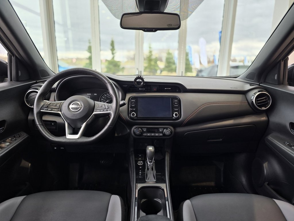 2022 Nissan Kicks SR | CARPLAY | CUIR | DÉMARREUR | 8 ROUES | BAS KM in Laval, Quebec - 10 - w1024h768px