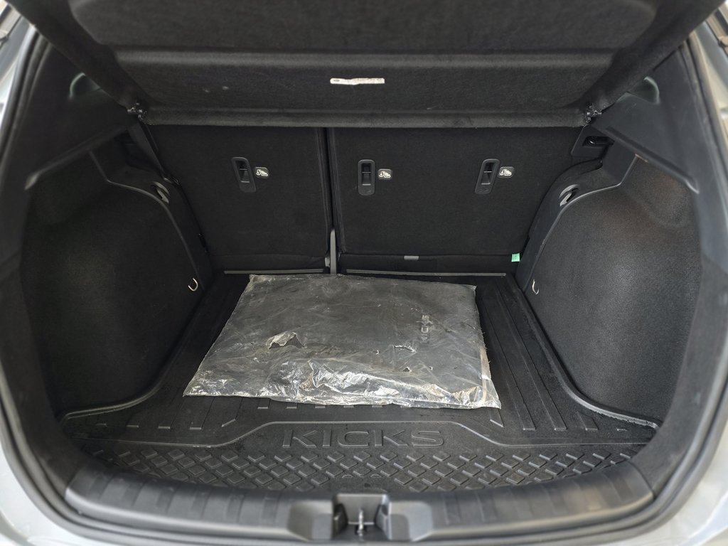 2022 Nissan Kicks SR | CARPLAY | CUIR | DÉMARREUR | 8 ROUES | BAS KM in Laval, Quebec - 8 - w1024h768px
