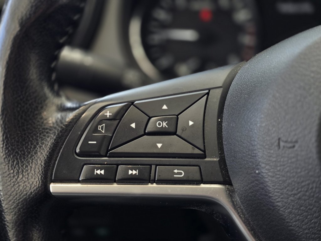 Nissan Qashqai SV AWD | TOIT | BLUETOOTH | CAMÉRA | BAS KM 2021 à Laval, Québec - 13 - w1024h768px