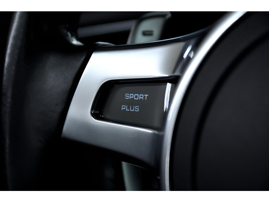 2014  911 Targa 4S / BOSE / Sport Chrono / Premium Pack in Laval, Quebec - 16 - w1024h768px