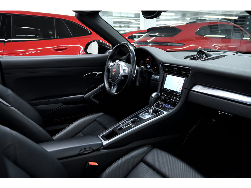 2014  911 Targa 4S / BOSE / Sport Chrono / Premium Pack in Laval, Quebec - 29 - w1024h768px
