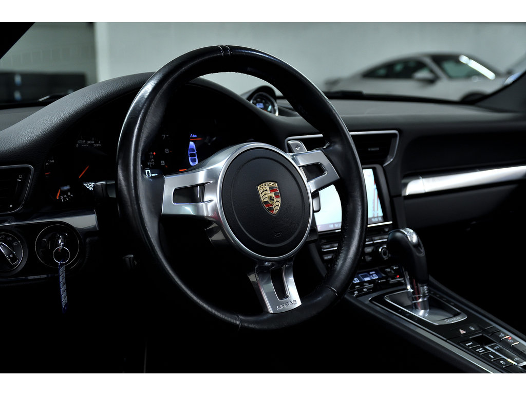 2014  911 Targa 4S / BOSE / Sport Chrono / Premium Pack in Laval, Quebec - 10 - w1024h768px