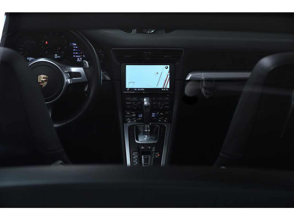 2014  911 Targa 4S / BOSE / Sport Chrono / Premium Pack in Laval, Quebec - 30 - w1024h768px
