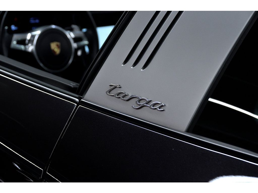 2014  911 Targa 4S / BOSE / Sport Chrono / Premium Pack in Laval, Quebec - 9 - w1024h768px