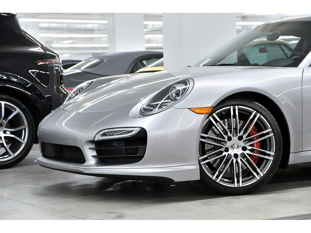 911 Turbo / Sport Chrono Package 2014 à Laval, Québec - 12 - w1024h768px