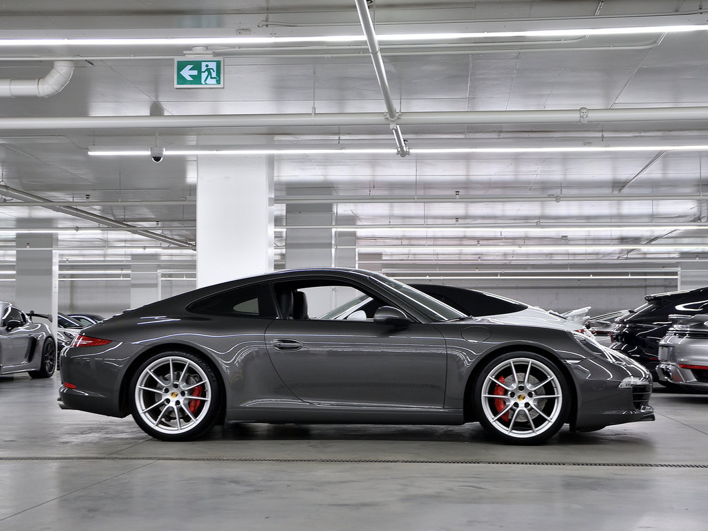 2015  911 2dr Cpe Carrera S in Laval, Quebec - 7 - w1024h768px