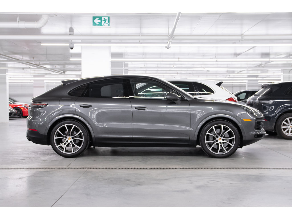 2022  Cayenne Coupe S / Perfomance + Premium Plus Pack in Laval, Quebec - 2 - w1024h768px