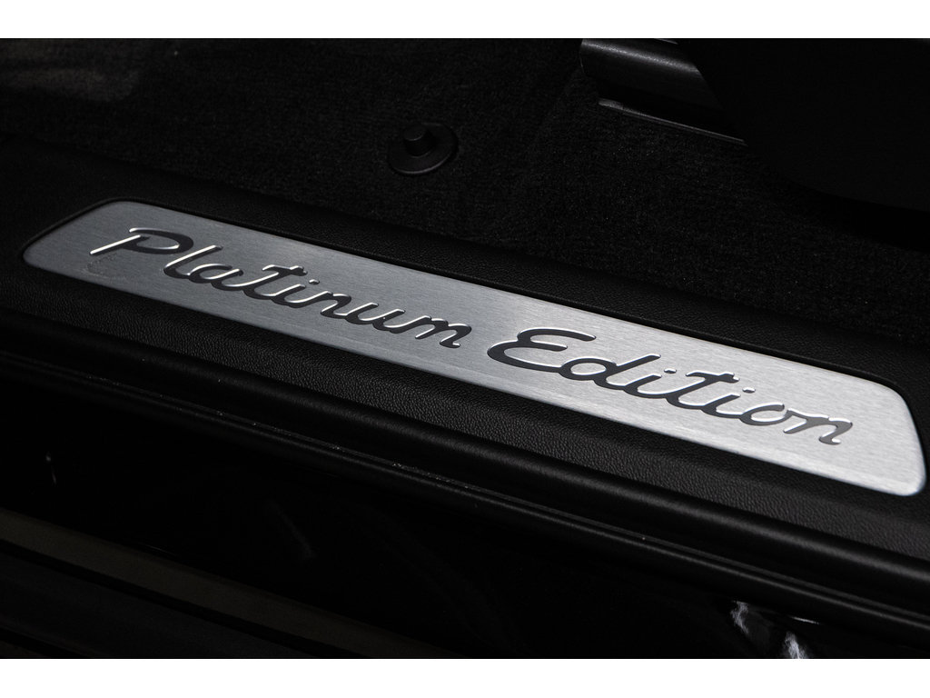Cayenne E- Hybride Platinum Edition / Premium Plus 2023 à Laval, Québec - 24 - w1024h768px