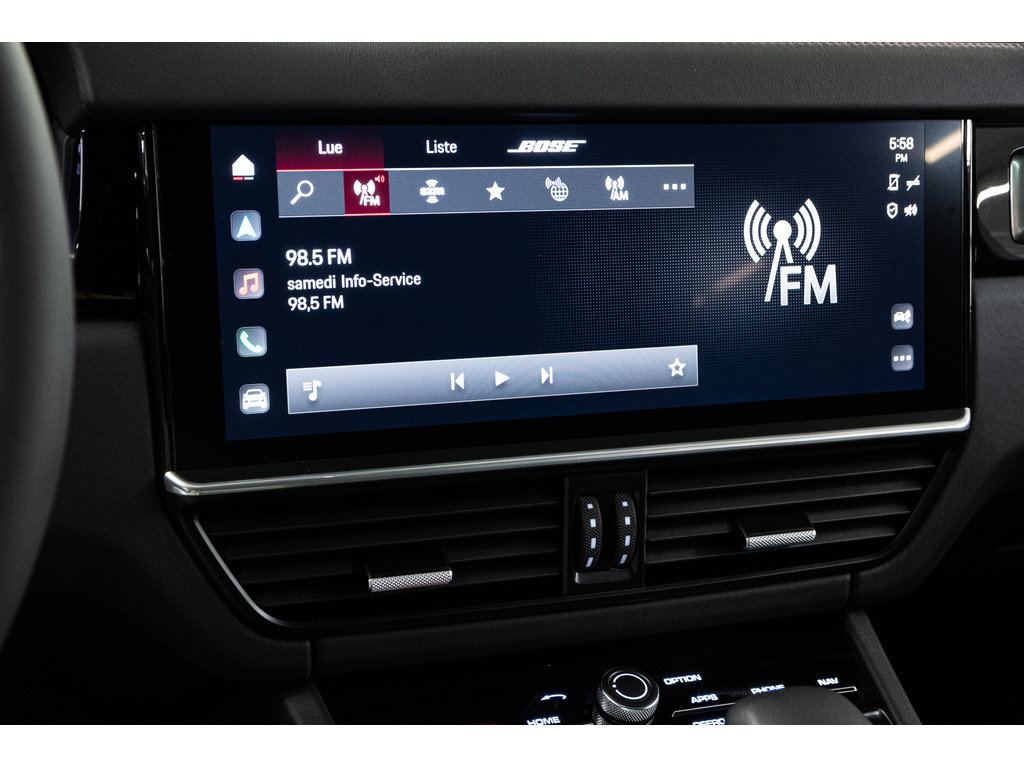 2023  Cayenne E- Hybride Platinum Edition / Premium Plus in Laval, Quebec - 16 - w1024h768px