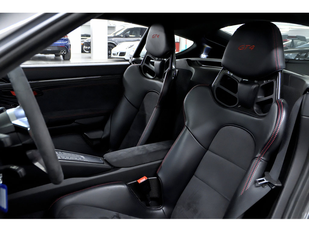 2016  Cayman GT4 / Carbon Bucket Seats / Sport Chrono / MANUAL in Laval, Quebec - 25 - w1024h768px
