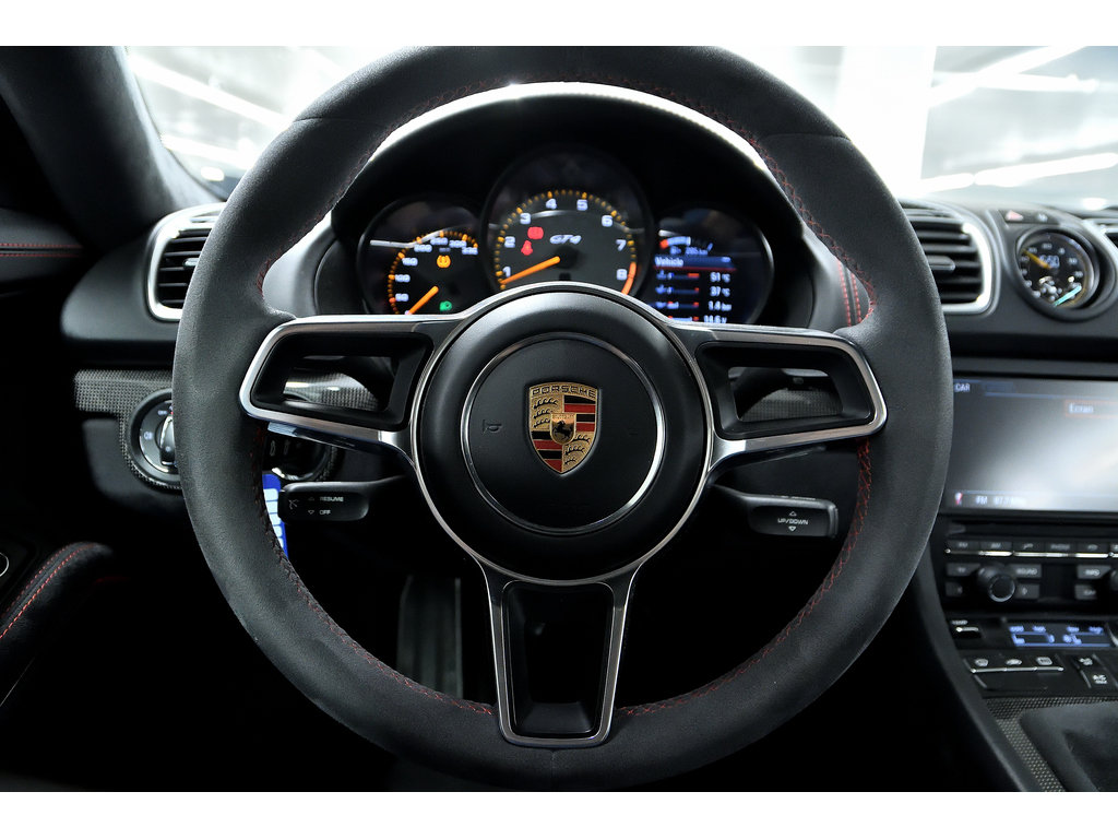 2016  Cayman GT4 / Carbon Bucket Seats / Sport Chrono / MANUAL in Laval, Quebec - 8 - w1024h768px