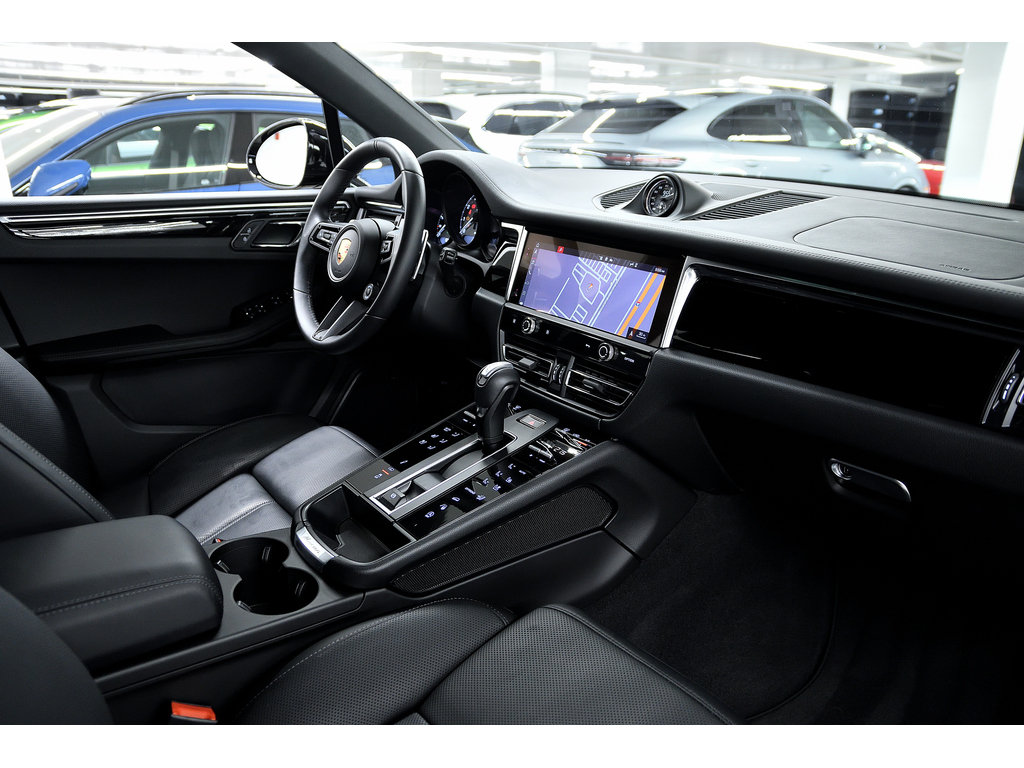 Macan S / Premium Plus Package / BOSE 2023 à Laval, Québec - 20 - w1024h768px