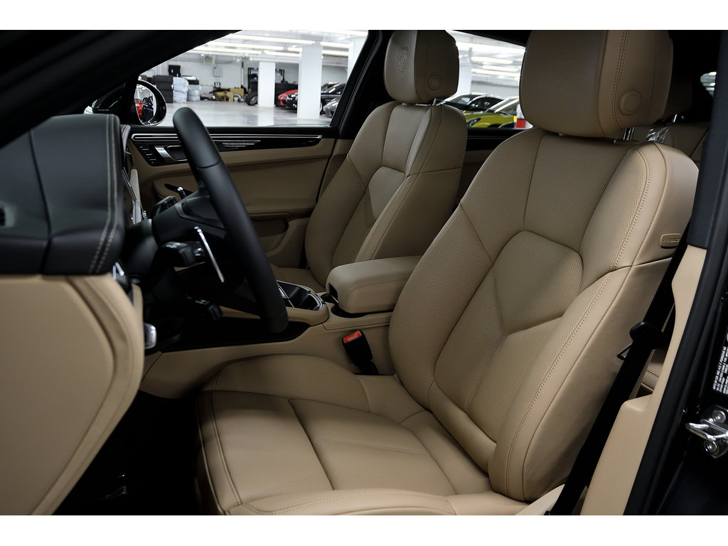 Macan S / Premium Package Plus / BOSE 2023 à Laval, Québec - 12 - w1024h768px