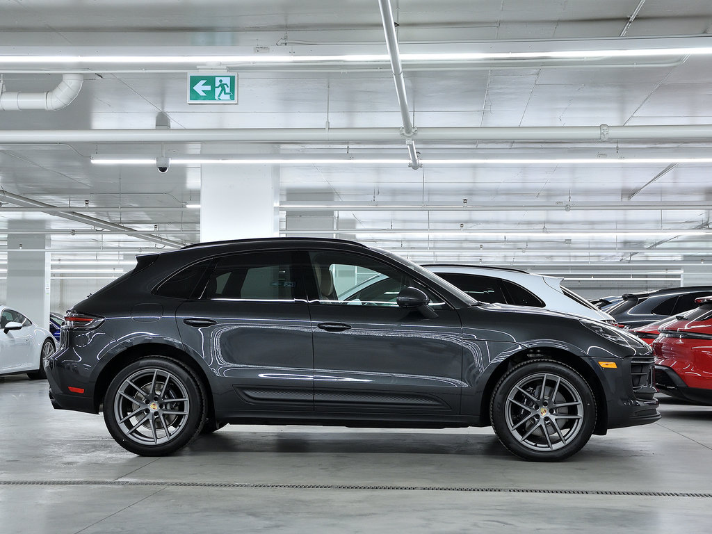 Macan S / Premium Package Plus / BOSE 2023 à Laval, Québec - 2 - w1024h768px