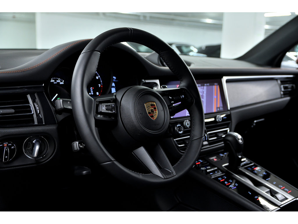 Macan GTS / Premium Plus Package / BOSE 2024 à Laval, Québec - 25 - w1024h768px