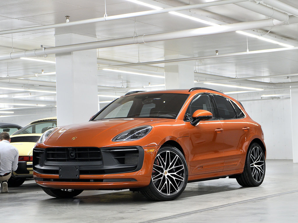 Macan GTS / Premium Plus Package / BOSE 2024 à Laval, Québec - 1 - w1024h768px