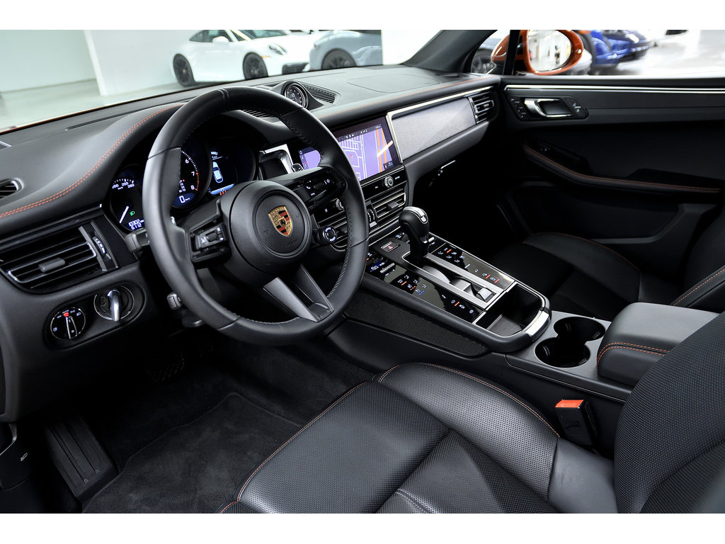 Macan GTS / Premium Plus Package / BOSE 2024 à Laval, Québec - 27 - w1024h768px