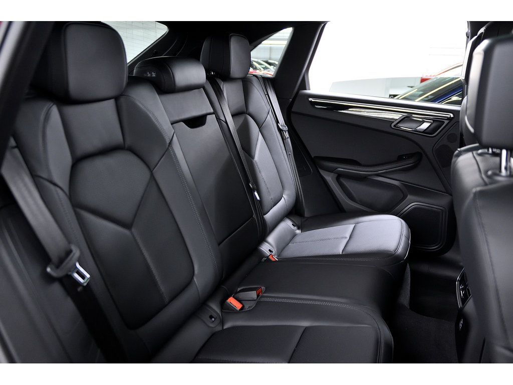 Macan S / Premium Package Plus / BOSE 2024 à Laval, Québec - 16 - w1024h768px