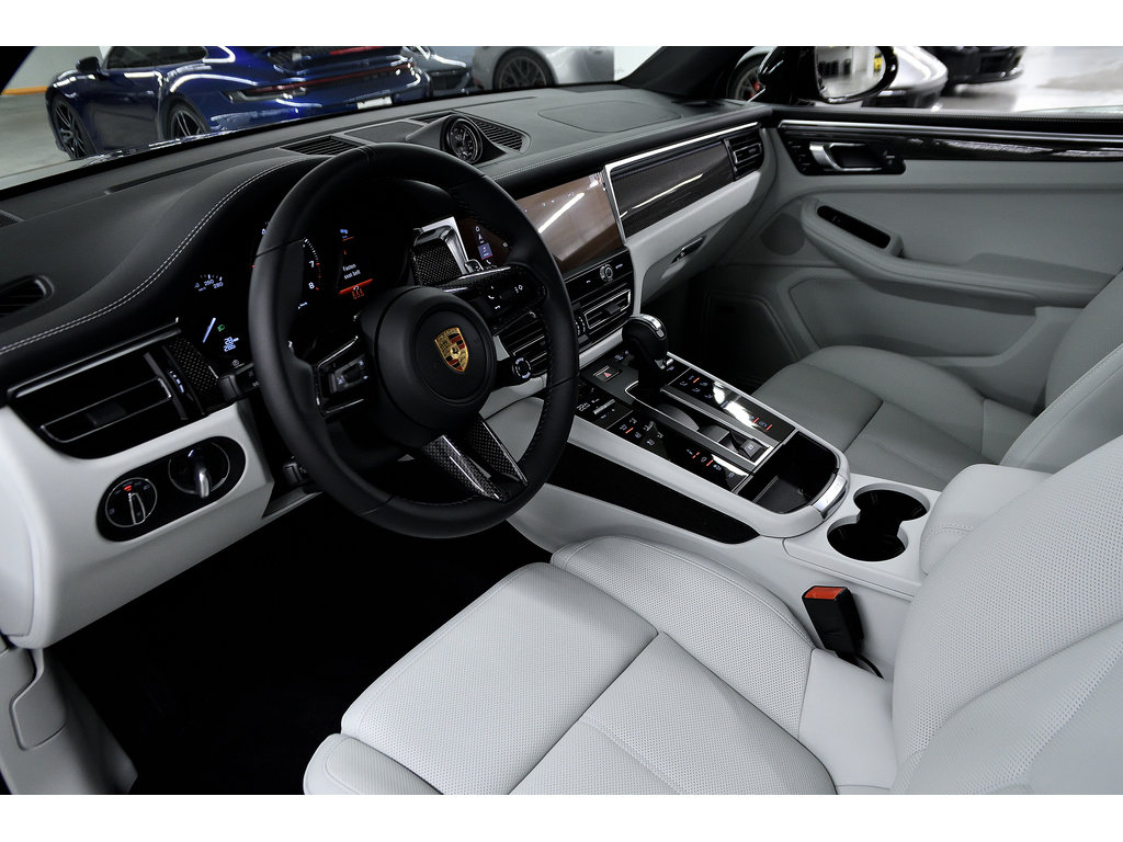 Macan GTS / Premium Plus Package / BOSE 2024 à Laval, Québec - 7 - w1024h768px