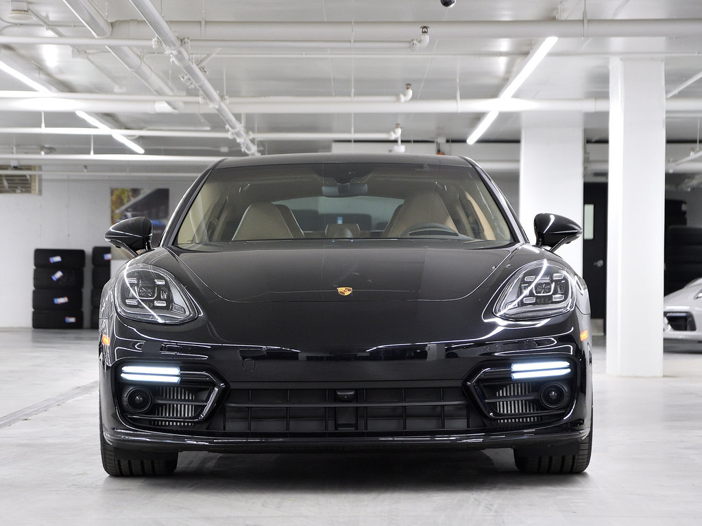 Panamera 4 Platinum Edition / Assistance Package 2023 à Laval, Québec - 5 - w1024h768px