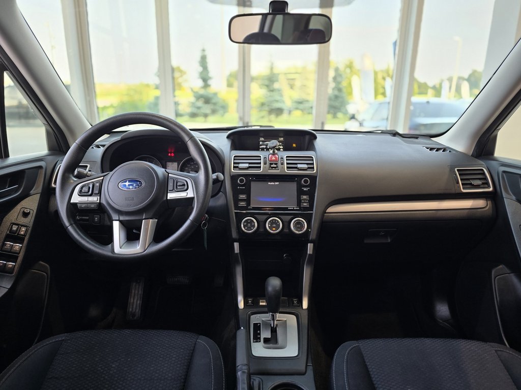 2018 Subaru Forester Convenience 2.5i | CLEAN CARFAX in Laval, Quebec - 11 - w1024h768px