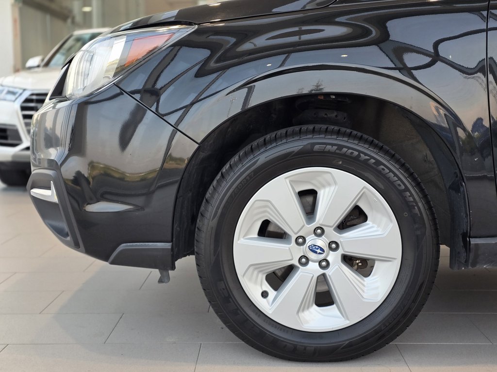 2018 Subaru Forester Convenience 2.5i | CLEAN CARFAX in Laval, Quebec - 5 - w1024h768px