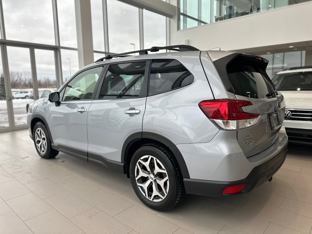 2021  Forester Touring TOIT PANO | EYESIGHT | CAMÉRA | 8 ROUES in Laval, Quebec - 18 - w1024h768px