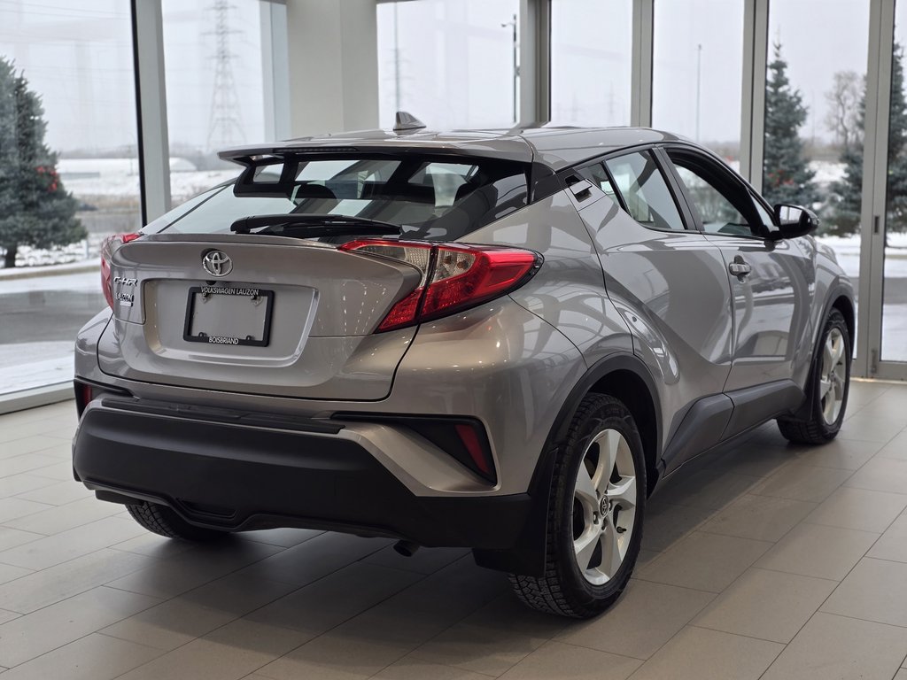 2018 Toyota C-HR XLE | DÉMARREUR | 8 PNEUS | CAM | BLUETOOTH | +++ in Laval, Quebec - 8 - w1024h768px