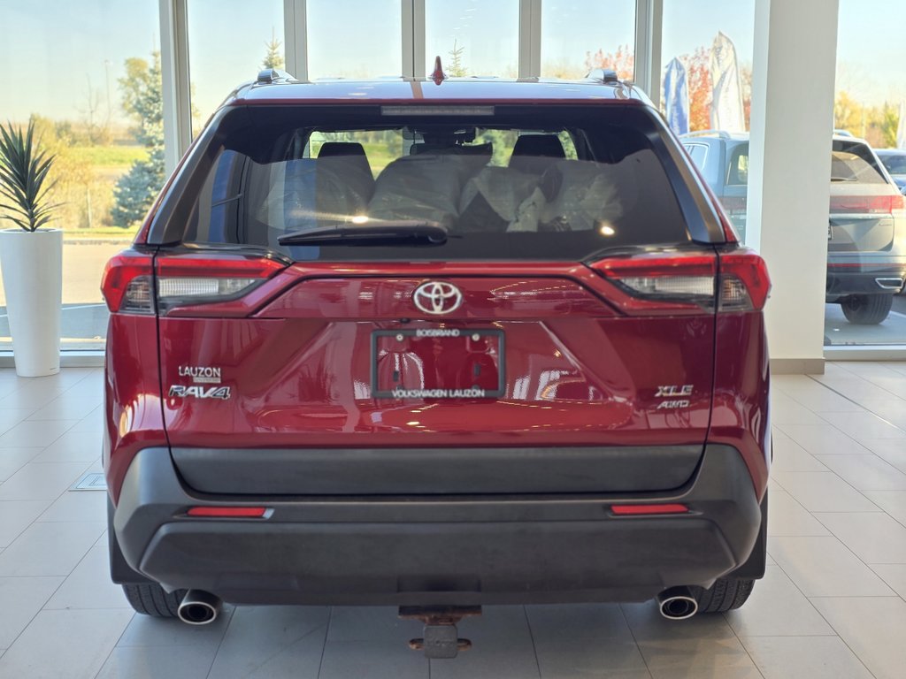 RAV4 XLE | AWD | 8 ROUES | TOIT | CAMÉRA  | BAS KM!! 2019 à Laval, Québec - 6 - w1024h768px