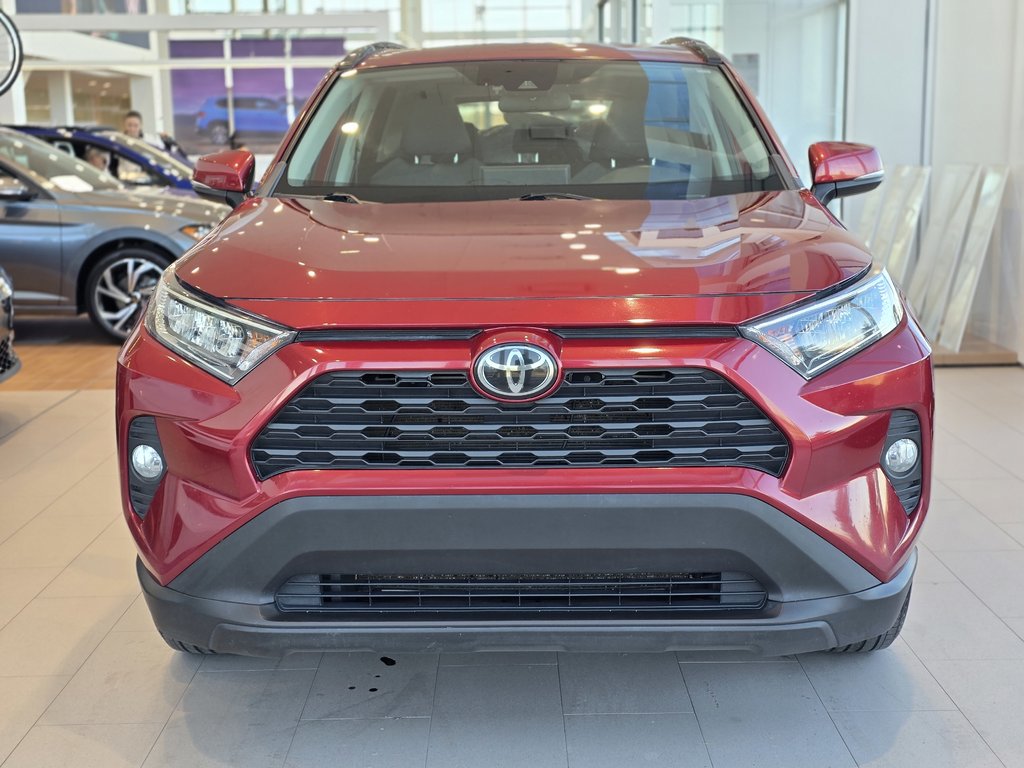 RAV4 XLE | AWD | 8 ROUES | TOIT | CAMÉRA  | BAS KM!! 2019 à Laval, Québec - 3 - w1024h768px