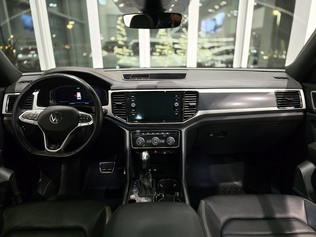 2023 Volkswagen Atlas Cross Sport HIGHLINE R-LINE BLACK EDITION | DEMARREUR | +++ in Laval, Quebec - 12 - w1024h768px