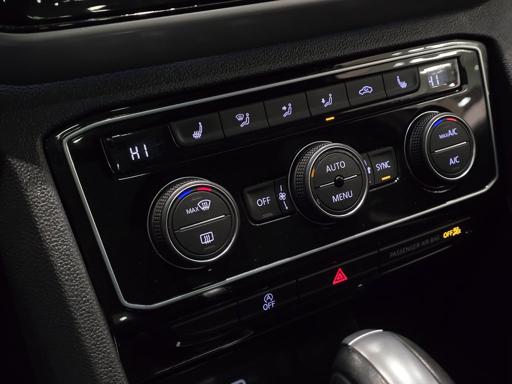 2023 Volkswagen Atlas Cross Sport HIGHLINE R-LINE BLACK EDITION | DEMARREUR | +++ in Laval, Quebec - 18 - w1024h768px