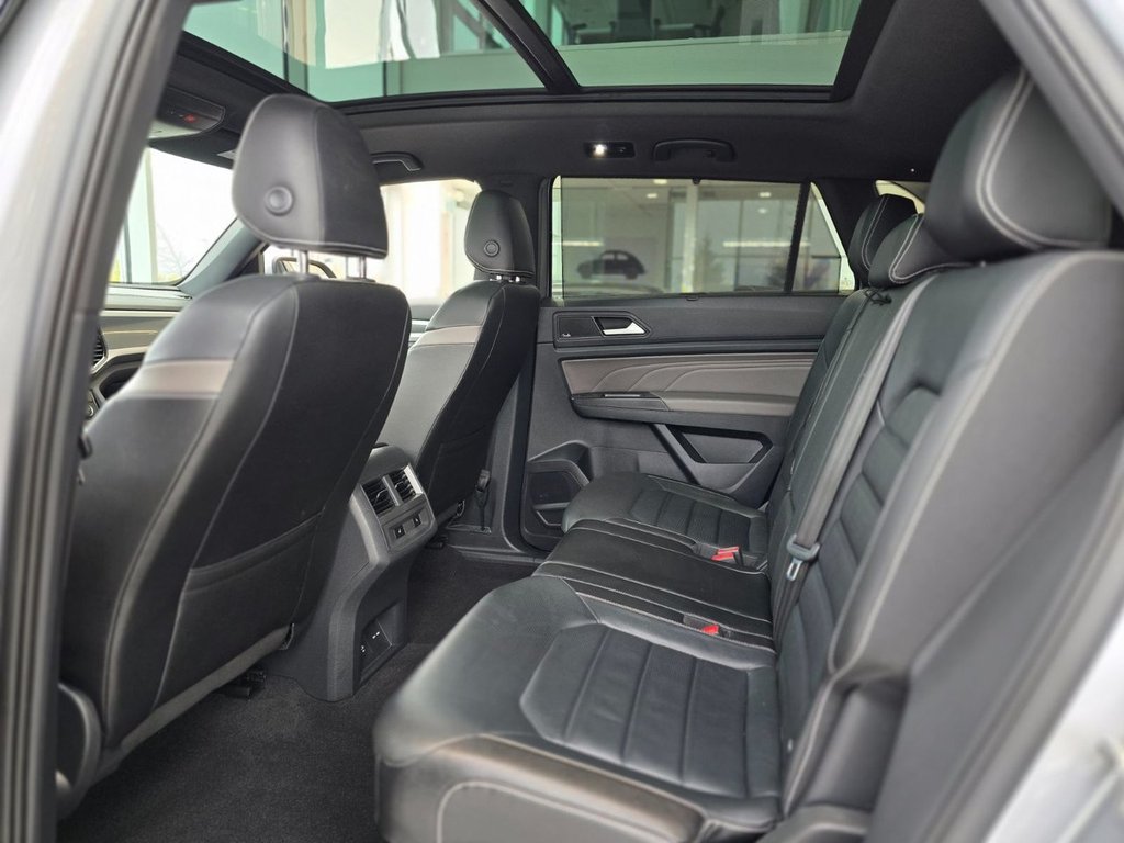 Volkswagen Atlas Cross Sport Execline | NAV | CARPLAY | CUIR | CAMÉRA | TOIT PANO +++ 2023 à Laval, Québec - 10 - w1024h768px