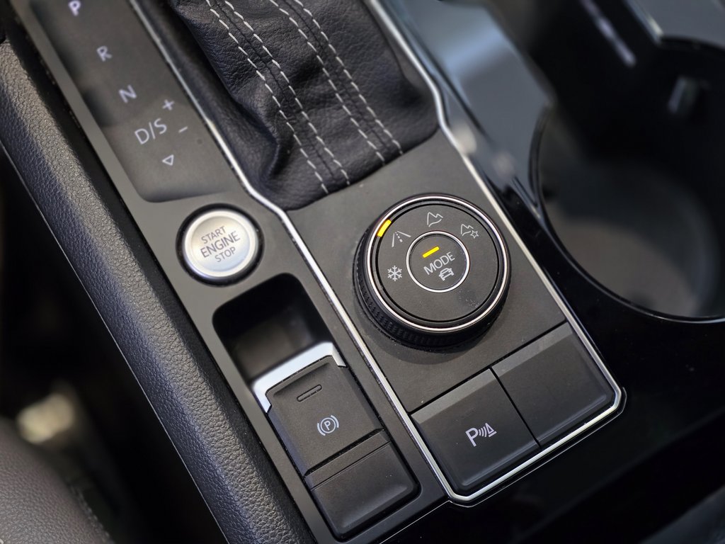 2021 Volkswagen Atlas Highline BAS KM | TOIT PANO | DÉMARREUR | CUIR +++ in Laval, Quebec - 18 - w1024h768px