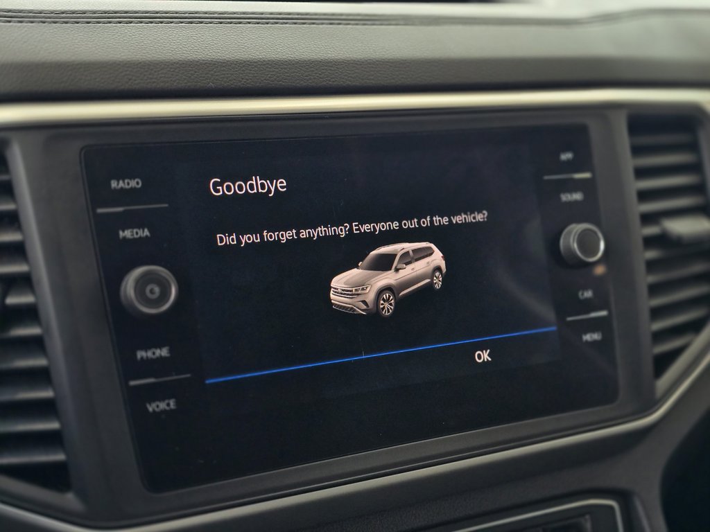 Volkswagen Atlas Comfortline V6 AWD | CARPLAY | CAMÉRA | CUIR | +++ 2022 à Laval, Québec - 18 - w1024h768px