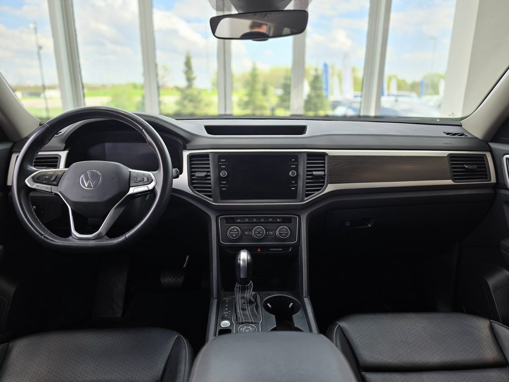 Volkswagen Atlas Comfortline V6 AWD | CARPLAY | CAMÉRA | CUIR | +++ 2022 à Laval, Québec - 10 - w1024h768px