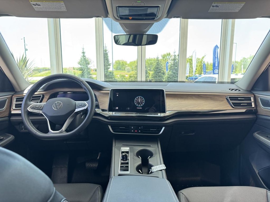 Volkswagen Atlas Comfortline CUIR | DEMARREUR | CARPLAY | CAMÉRA +++ 2025 à Laval, Québec - 13 - w1024h768px