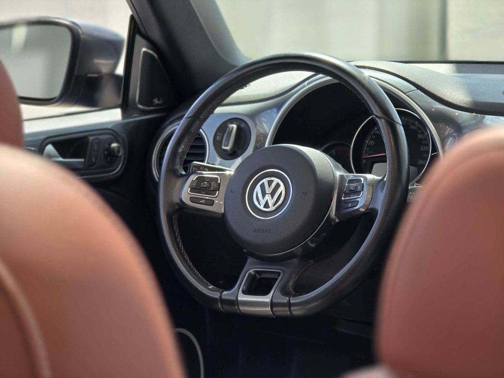 Volkswagen Beetle Convertible Classic BAS KM | CAMÉRA | BLUETOOTH +++ 2017 à Laval, Québec - 15 - w1024h768px