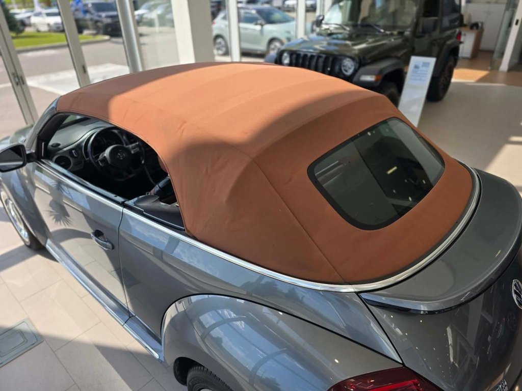Volkswagen Beetle Convertible Classic BAS KM | CAMÉRA | BLUETOOTH +++ 2017 à Laval, Québec - 12 - w1024h768px