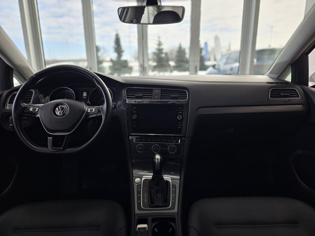 2020 Volkswagen e-Golf Comfortline BAS KM | CUIR | CARPLAY | CAMÉRA | +++ in Laval, Quebec - 10 - w1024h768px