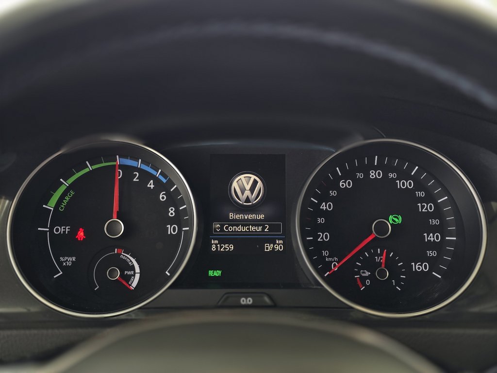 2020 Volkswagen e-Golf Comfortline BAS KM | CUIR | CARPLAY | CAMÉRA | +++ in Laval, Quebec - 12 - w1024h768px