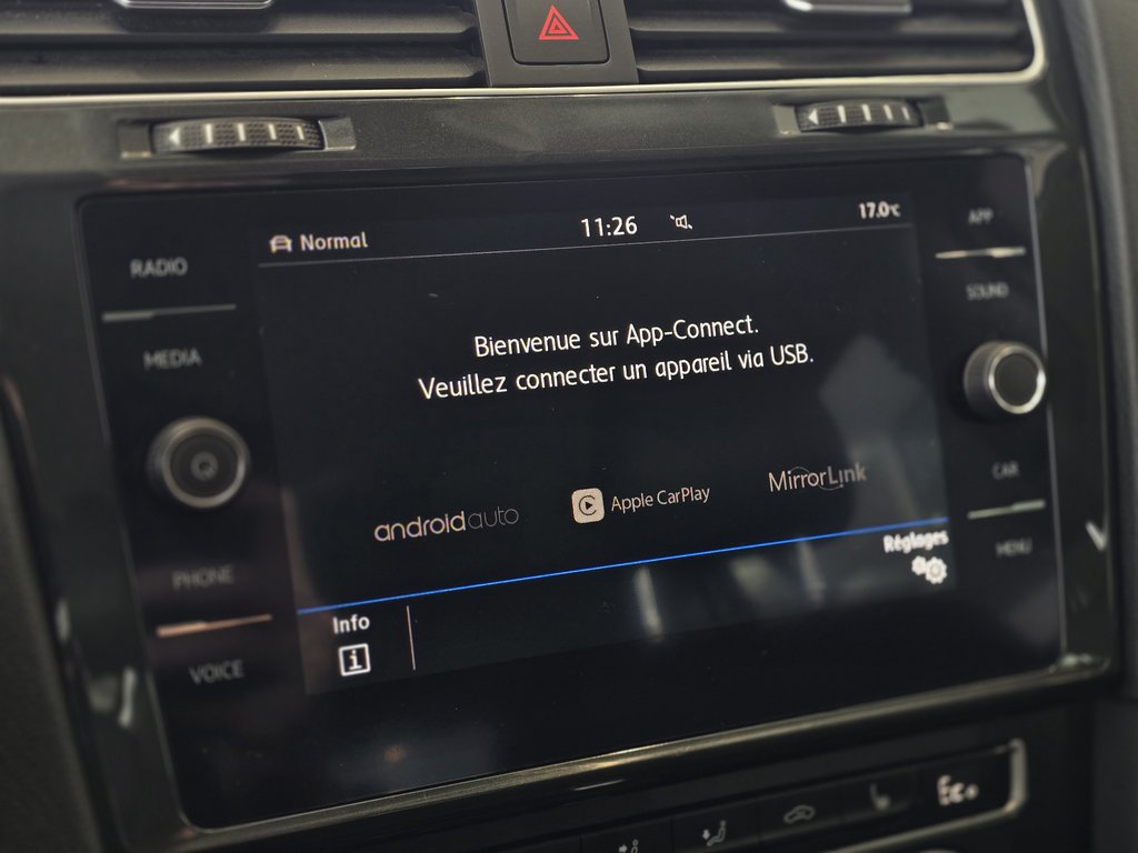 2020 Volkswagen e-Golf Comfortline BAS KM | CUIR | CARPLAY | CAMÉRA | +++ in Laval, Quebec - 17 - w1024h768px