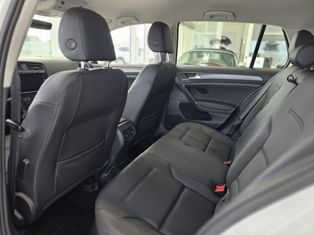 2020 Volkswagen e-Golf Comfortline BAS KM | CUIR | CARPLAY | CAMÉRA | +++ in Laval, Quebec - 9 - w1024h768px