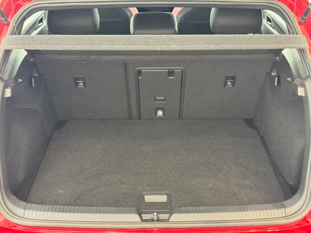 2022 Volkswagen Golf GTI Performance DSG | TOIT | CUIR | CARPLAY | 241HP in Laval, Quebec - 8 - w1024h768px