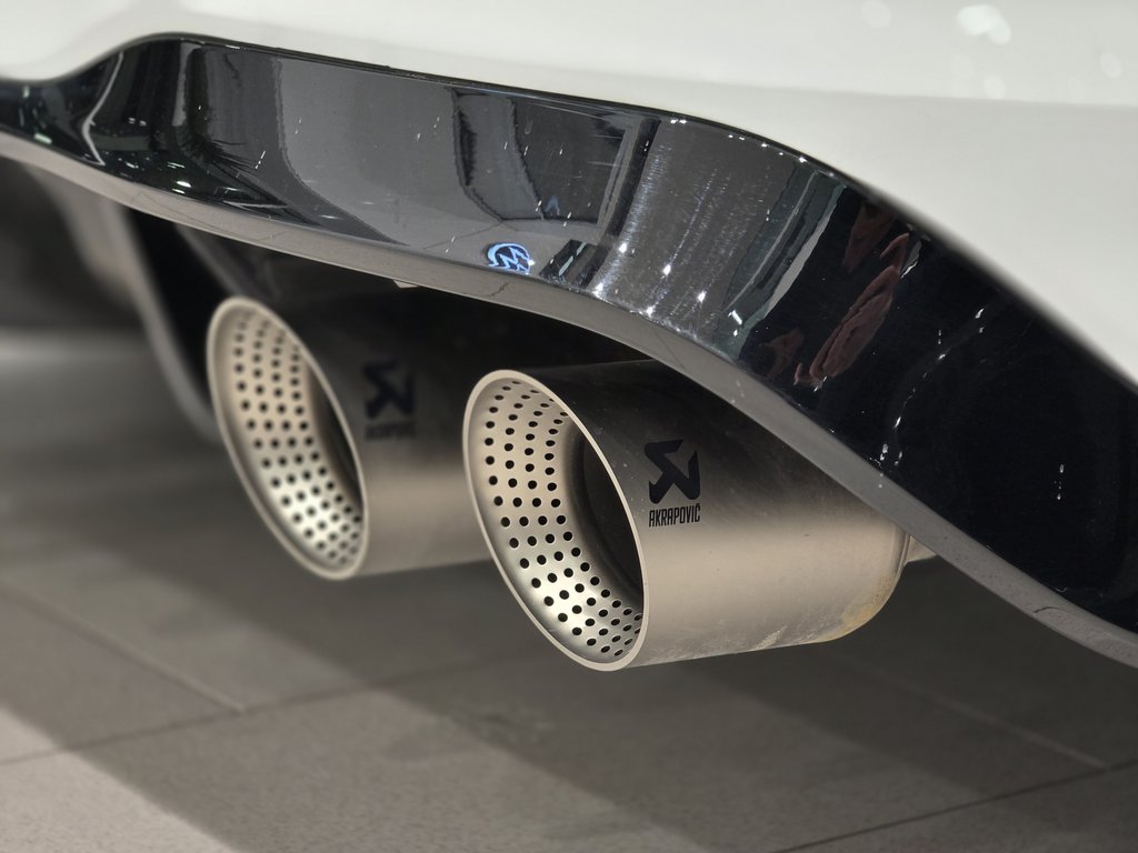 2025 Volkswagen Golf R BLACK PACK + EXHAUST AKRAPOVIC | TOIT | CARPLAY ++ in Laval, Quebec - 12 - w1024h768px