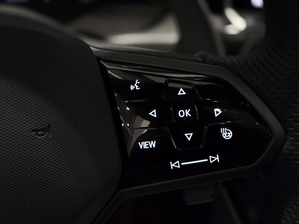 2025 Volkswagen Golf R BLACK PACK + EXHAUST AKRAPOVIC | TOIT | CARPLAY ++ in Laval, Quebec - 23 - w1024h768px